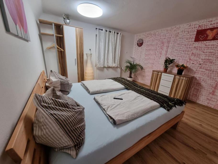 Salzburg Living Apartment Guggenthal ภายนอก รูปภาพ